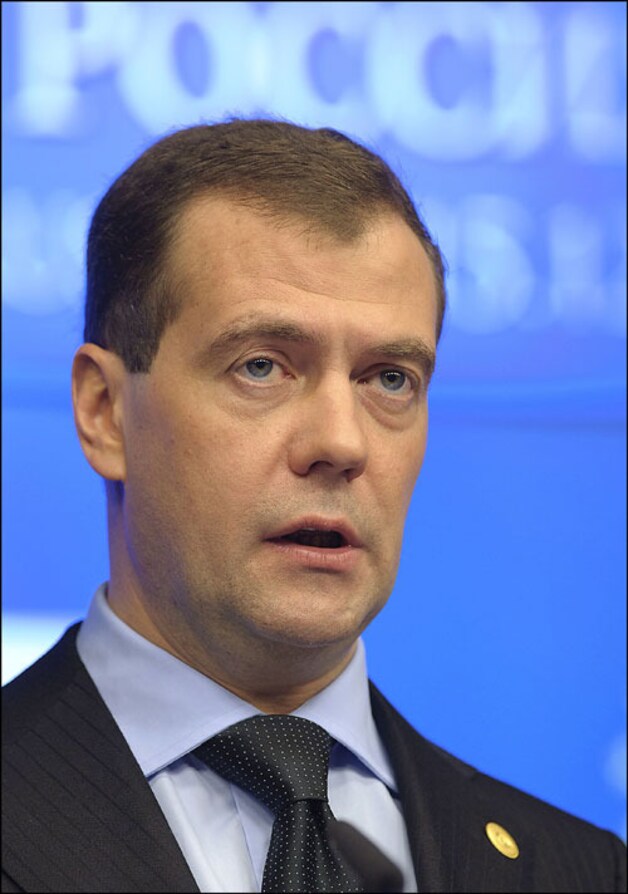 Medvedev wil de overige twee bandleden ook vrijlaten maar daar denkt president Poetin allicht anders over.