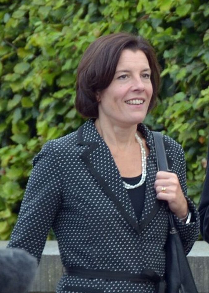 De Zweedse defensieminister Karin Enström mocht aan het parlement uitleggen waarom geen enkele Zweedse straaljager de Russische gevechtsvliegtuigen boven de Oostzee heeft onderschept.