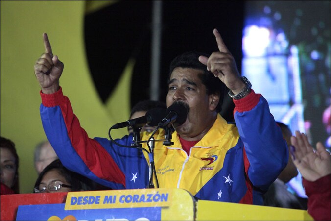 Nicolás Maduro laat drugsvluchten uit het luchtruim schieten.