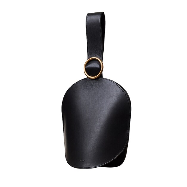 de Céline Curve bag.