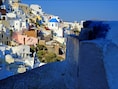 Onder meer op het Griekse eiland Santorini ontloopt tachtig procent van de ondernemingen de belastingregels.
