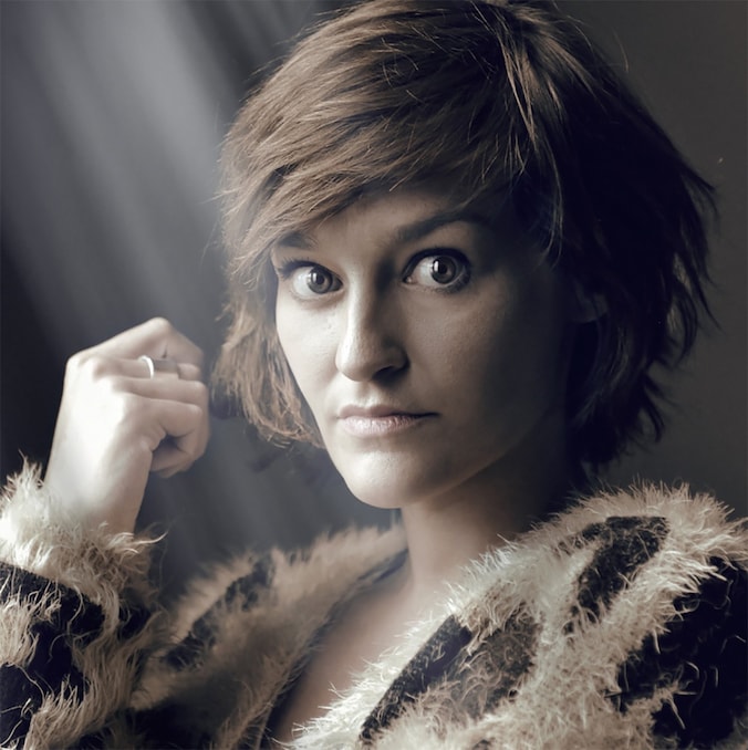 De vrijgezelle Thuis-actrice Tina Maerevoet.