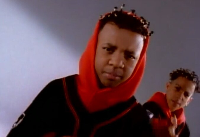 Kris Kross in de clip van Jump.