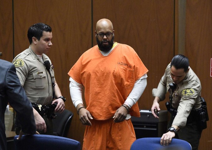 Rapper Suge Knight in de rechtbank in Los Angeles.