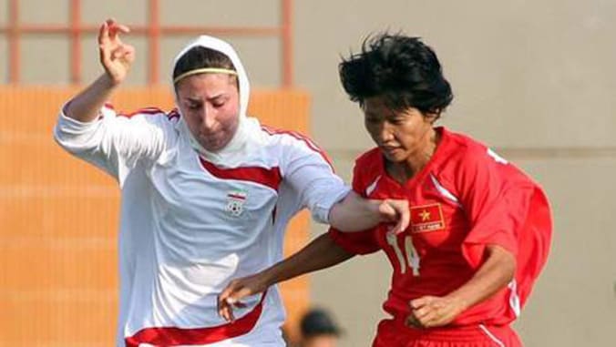 Het Iraanse vrouwenteam ontving in 2008 Vietnam.