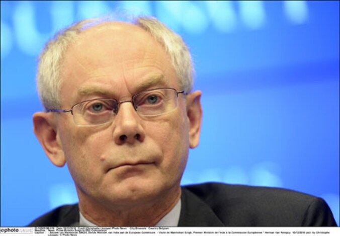 Het voorstel van Van Rompuy werd zonder veel omhaal aangenomen.