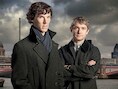Benedict Cumberbatch als Sherlock Holmes (links) en Martin Freeman als Dr. John Watson.