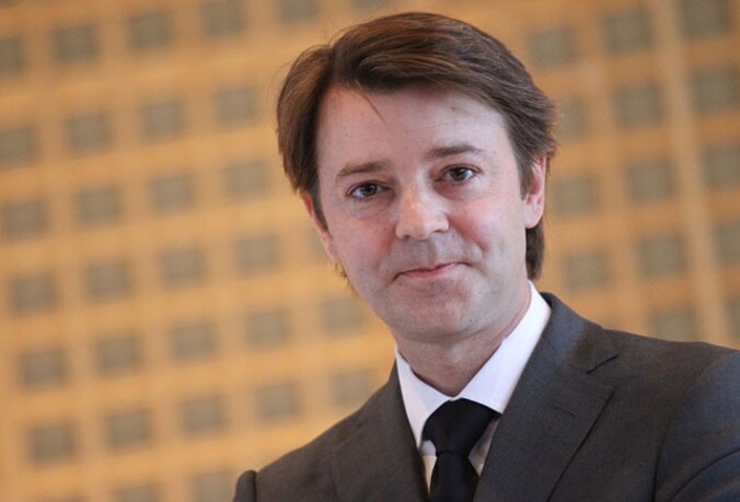 Baroin onhoudt zich op zijn beurt niet van kritiek op het Britse beleid.