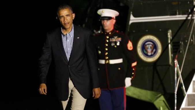 President Obama keert terug van een bezoek aan Californië.