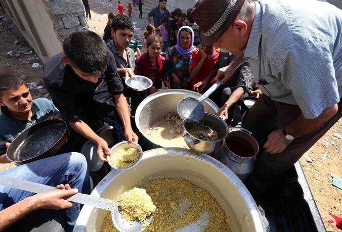 Yezidi's die het geweld in Sinjar ontvlucht zijn.