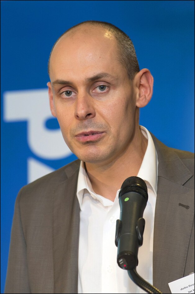 CEO Jan Van Autreve.