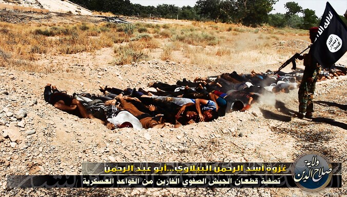 ISIS verspreidt via sociale media zelf beelden van massa-executies in Irak.