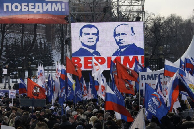 De tandem Poetin-Medvedev kan nog altijd rekenen op grote steun onder de bevolking.