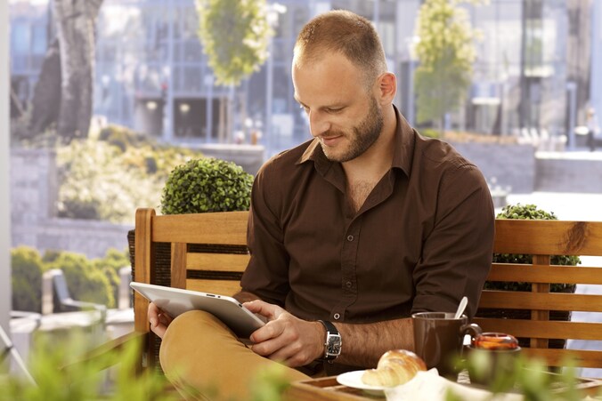 Deze man kijkt waarschijnlijk geen porno