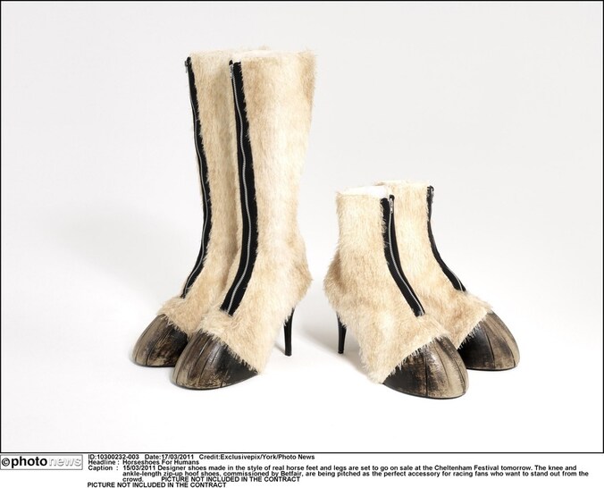 Vorig jaar werden al paardenhoeven als schoenen gepresenteerd op het Cheltenham Festival