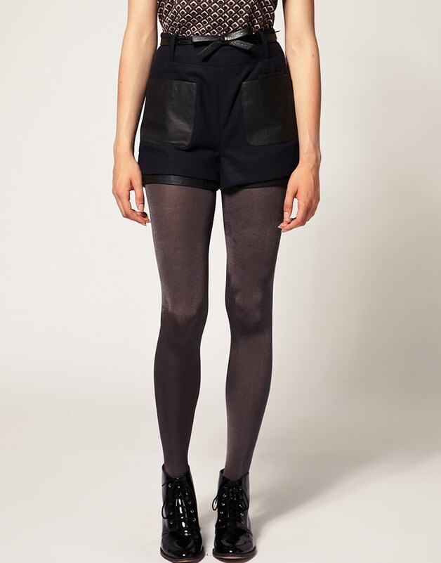 Do: een short met panty's