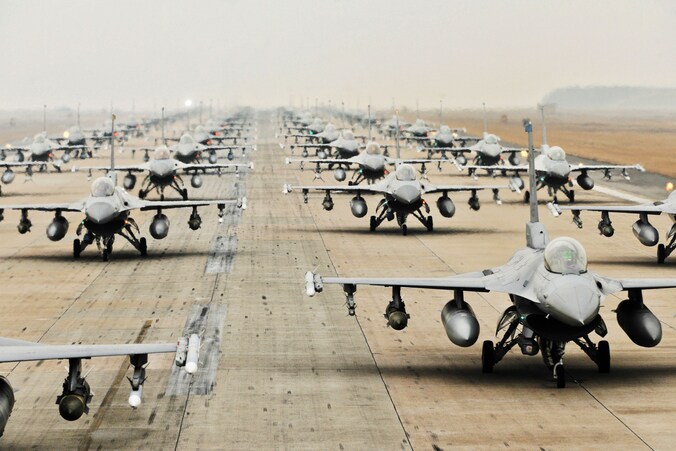 Amerikaanse F-16's. (Archiefbeeld)