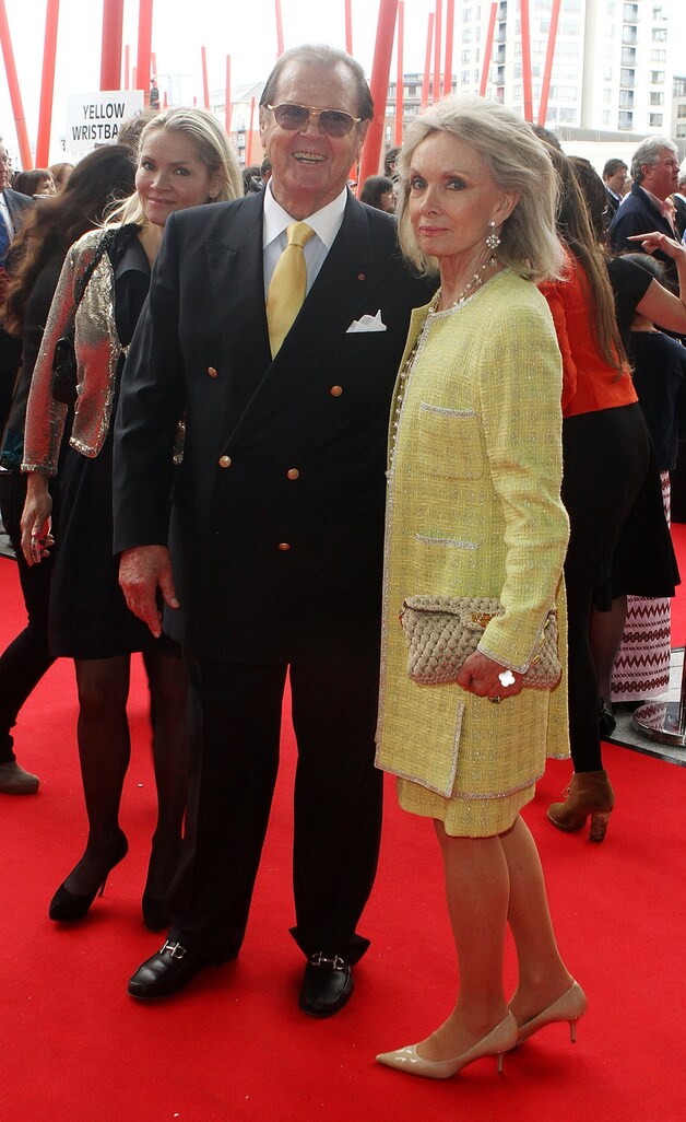 Roger Moore en huidig vrouwtje Christina 'Kiki' Tholstrup