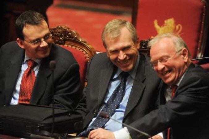 Yves Leterme naast Wouter Beke en Luc Van Den Brande.