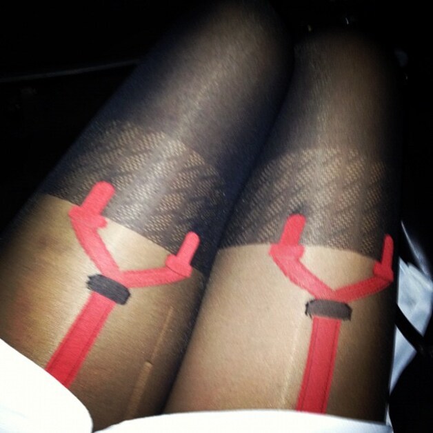 De illusie van jarretellen met deze nylons.