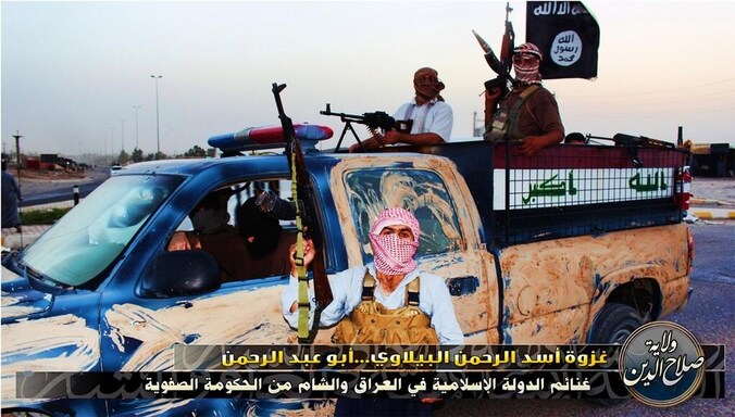 ISIS-strijders verspreiden via Twitter zelf beelden van hun opmars in Irak.