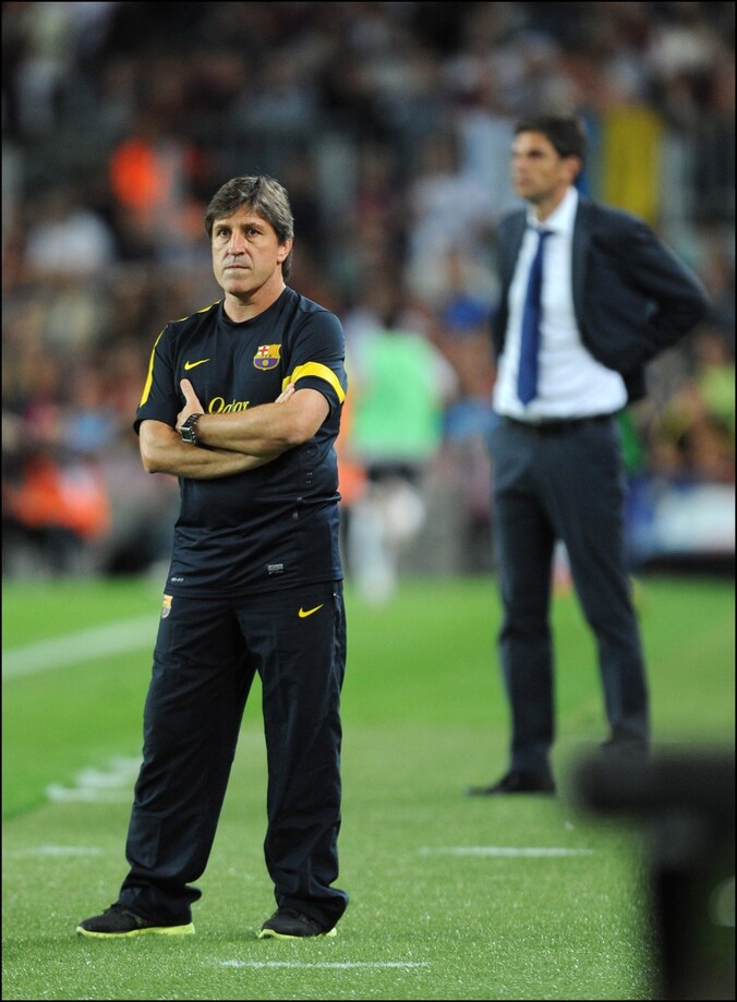 Jordi Roura neemt voorlopig het roer over bij Barcelona.