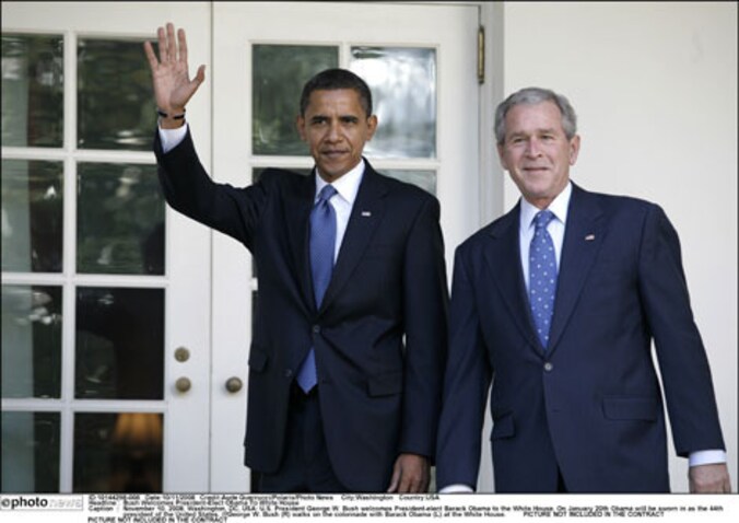 Bush heeft Obama vriendelijk bedankt voor de uitnodiging.