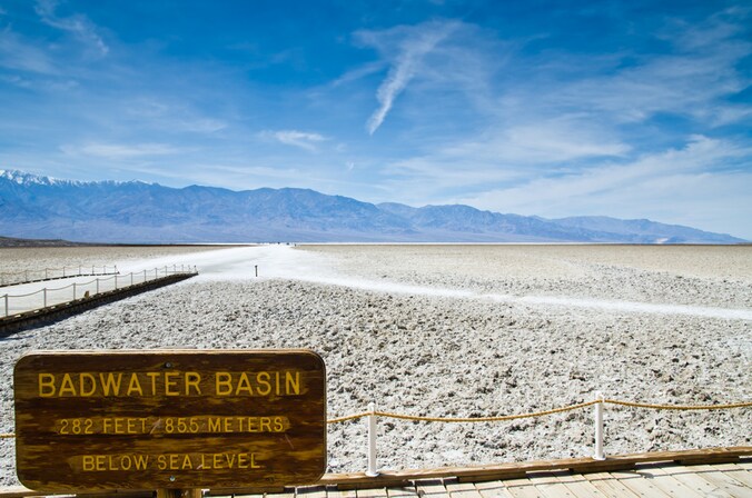 Badwater Basin in Death Valley, het laagste droge punt op aarde.