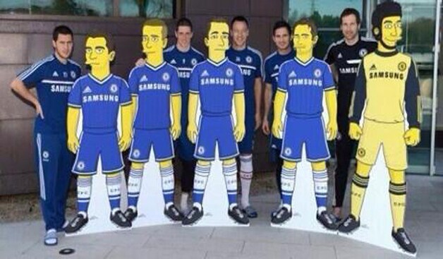 Voor de officiële bekendmaking van de commerciële deal ondergingen Eden Hazard, Torres, Terry, Lampard en Cech wel een 'Simpson-icatie'.