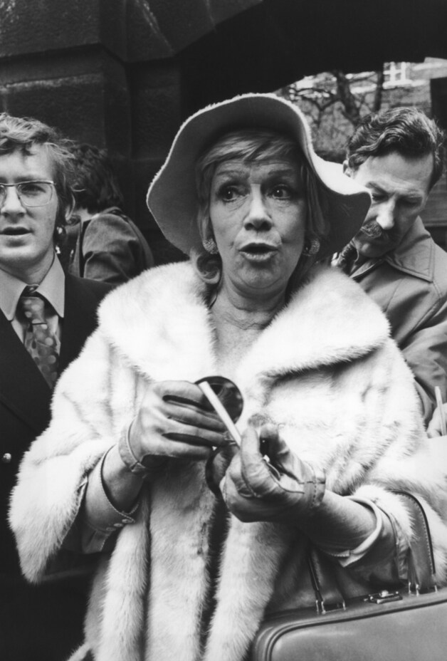 Dorothy Squires a.k.a gitaarvernieler