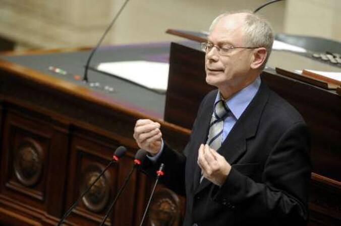 Premier Herman Van Rompuy wordt door het Congolese persbureau ACP geprezen voor zijn ervaring, discretie en wijsheid.