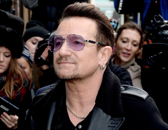 Bono schaart zich achter het ja-kamp.