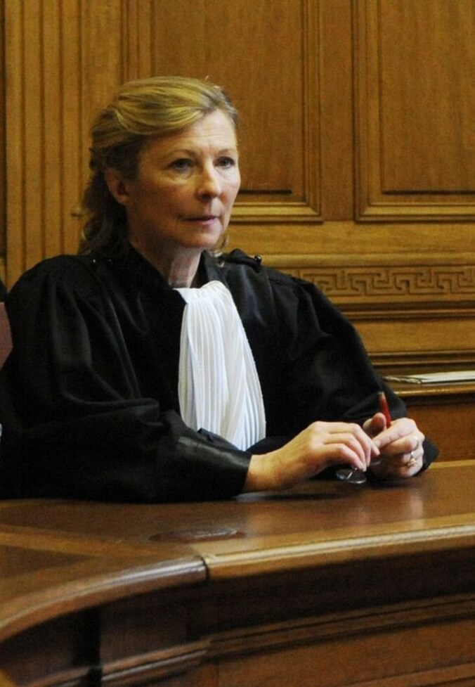 Rechter Christine Schurmans.