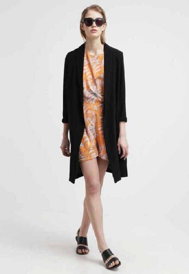 Vero Moda, VMPAMALA jumpsuit €25,95