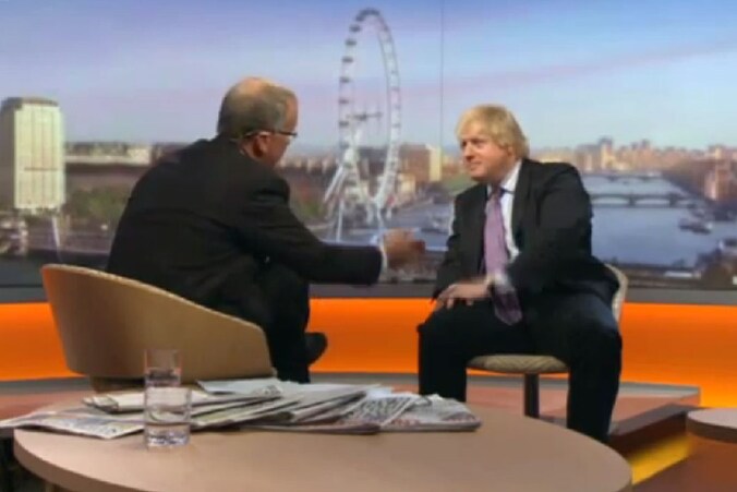 Burgemeester Boris Johnson van Londen heeft het zwaar tijdens het interview met BBC-presentator Eddie Mair.