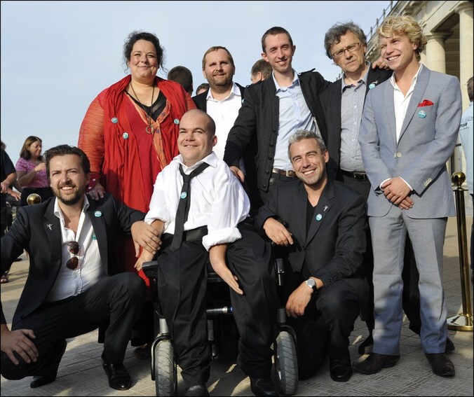 De cast van 'Hasta la vista'.