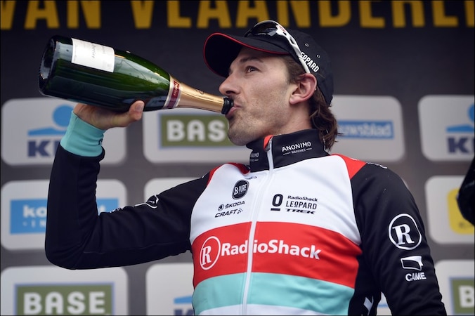 Fabian Cancellara drinkt wijn uit de fles, maar hoe zou het uit blik smaken?