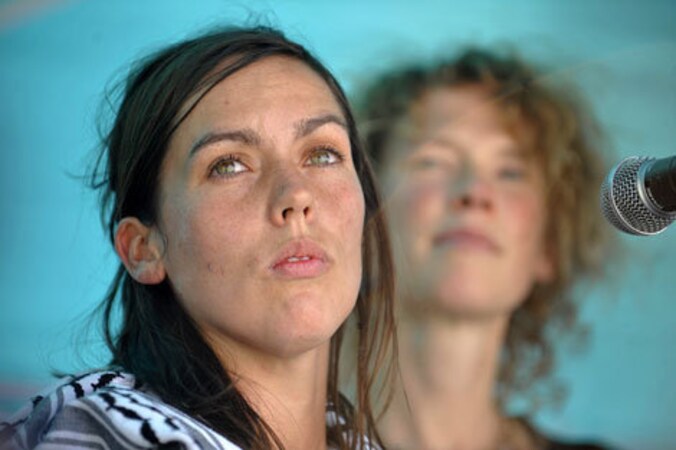 Inge Neefs (foto) en Griet Deknopper maakten deel uit van het vorige hulpkonvooi van Free Gaza.