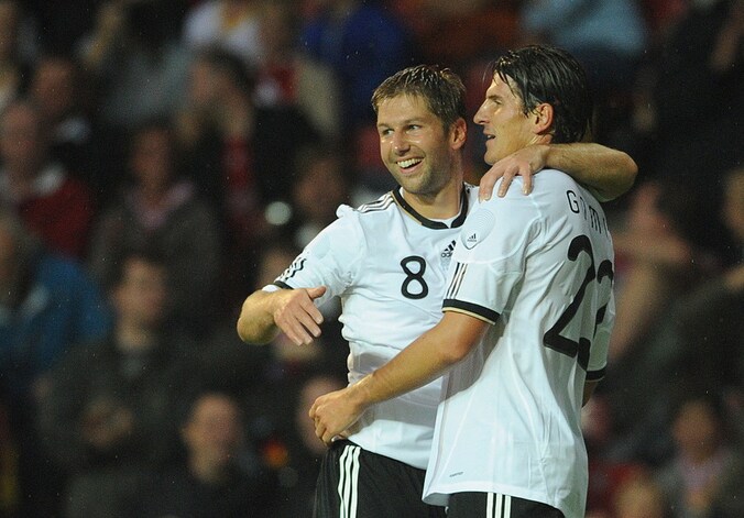 Thomas Hitzlsperger (8).