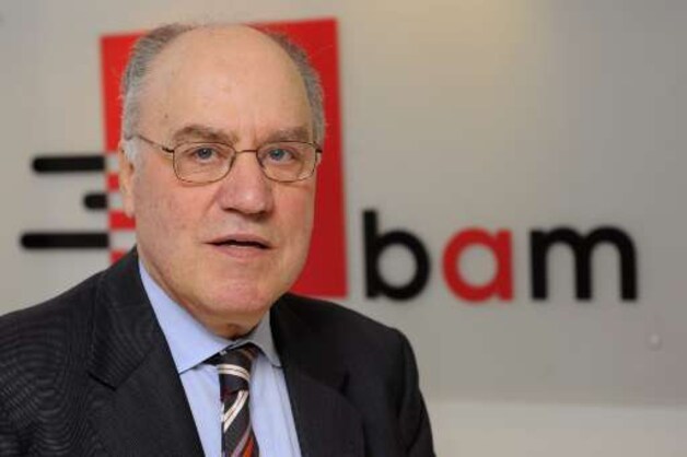 Karel Vinck.