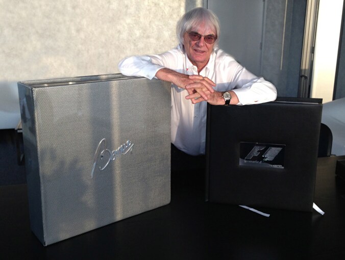 Bernie Ecclestone bij 'The Official Formula One Opus BERNIE Edition'.