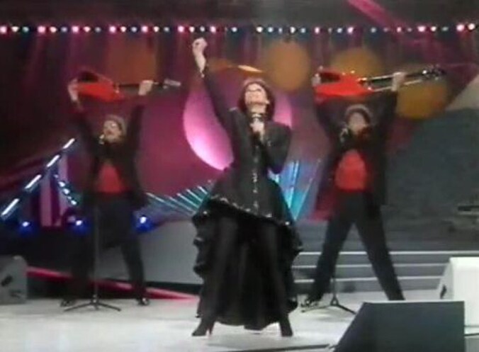 Liliaine Saint-Pierre nam in 1987 deel met het nummer 'Soldiers of Love'.