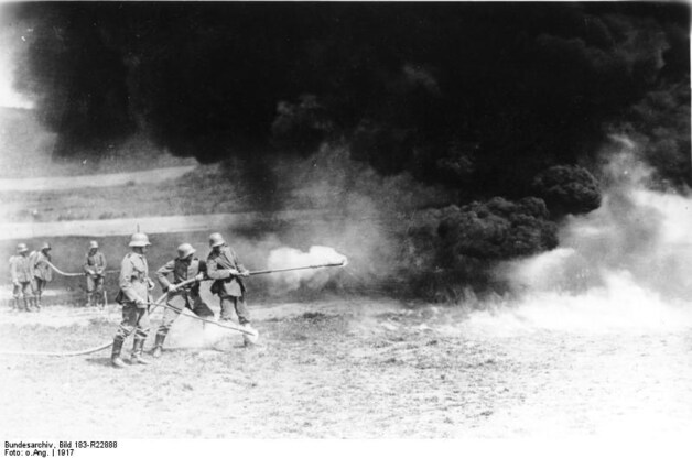 Duitse Flammenwerfers in 1917.