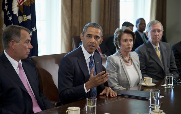 President Obama (midden), John Boehner en Nancy Pelosi, vandaag.