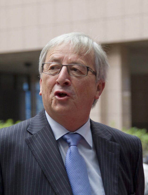 Jean-Claude Juncker, de voorzitter van de eurogroep, belooft een betere toekomst voor de Grieken.