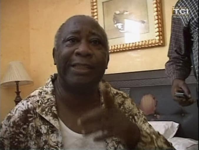 Laurent Gbagbo wordt momenteel vastgehouden in een hotelkamer in Abidjan.