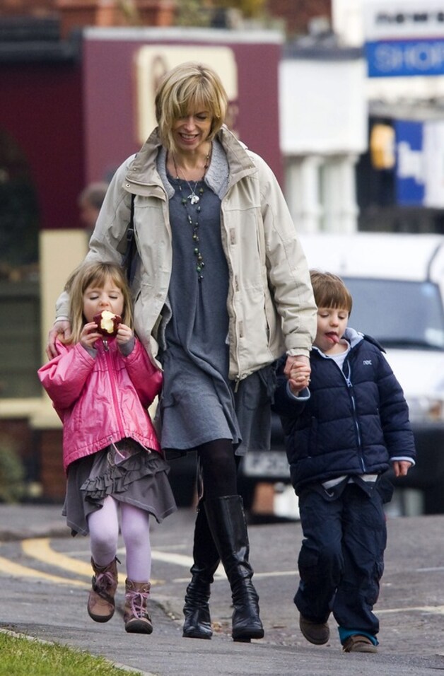 Kate met hun tweeling Sean en Amelie.