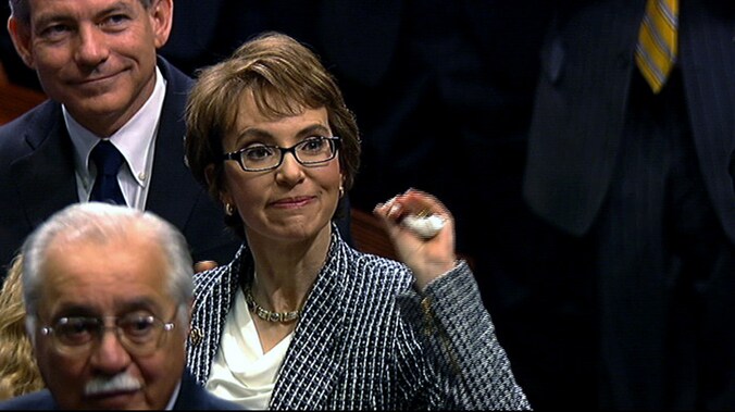 Gabrielle Giffords neemt afscheid van het Amerikaanse Congres.