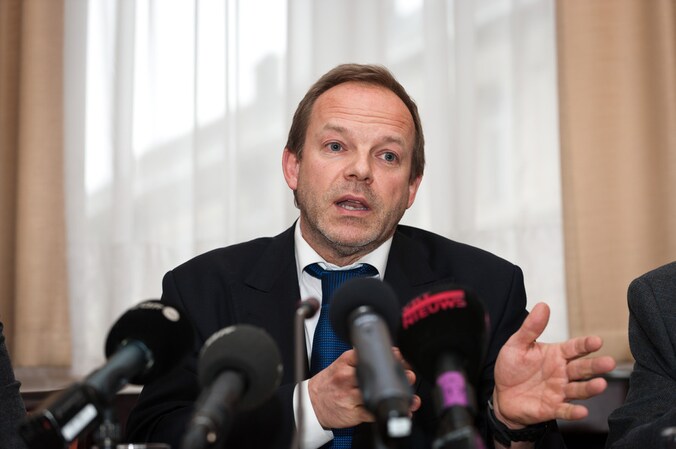 Niet-benoemde burgemeester van Linkebeek Damien Thiery.