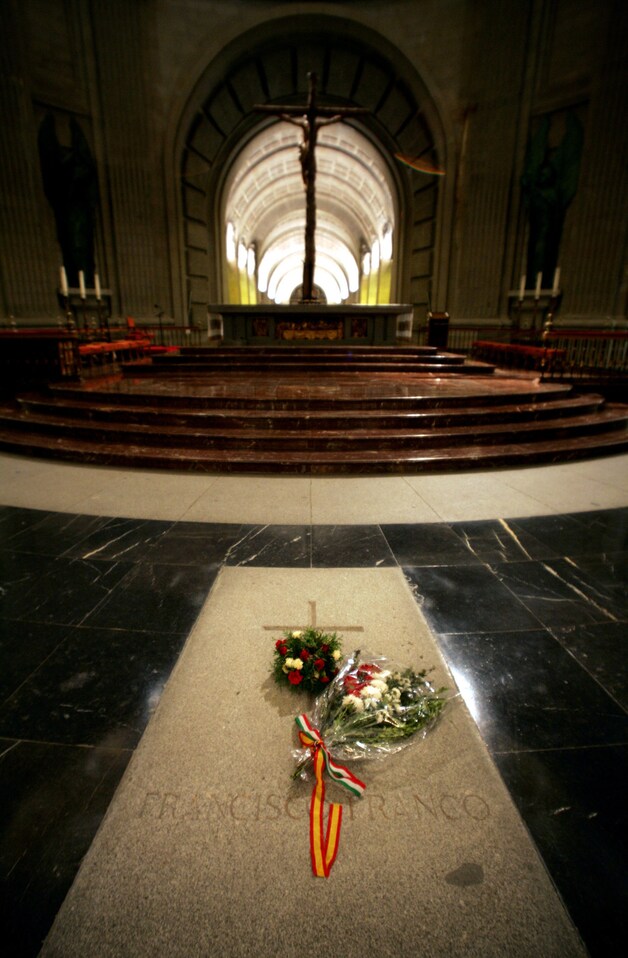 De graftombe van Franco.